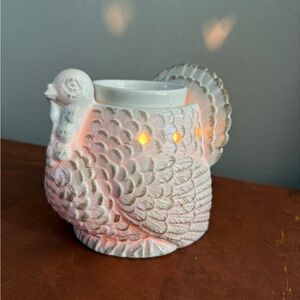 Scentsy’s "Tom the Turkey" full-size wax warmer